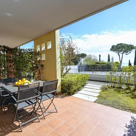 Giglio Apartment Padenghe sul Garda